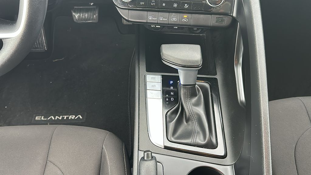 2023 Hyundai Elantra SEL Blue at Victoria Chrysler Dodge Jeep Ram