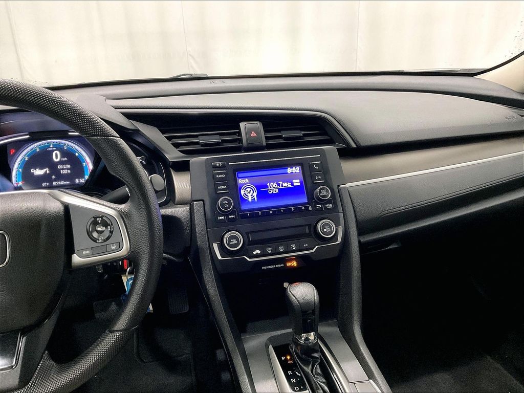 2019 Honda Civic — photo 18