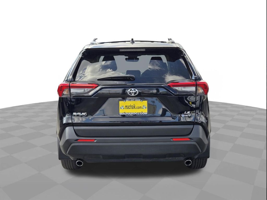 2025 Toyota RAV4 Hybrid LE - 4