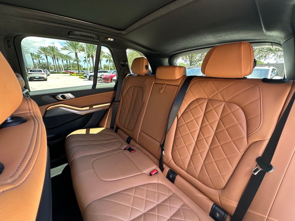 Thumbnail: 2023 BMW X5 - 31