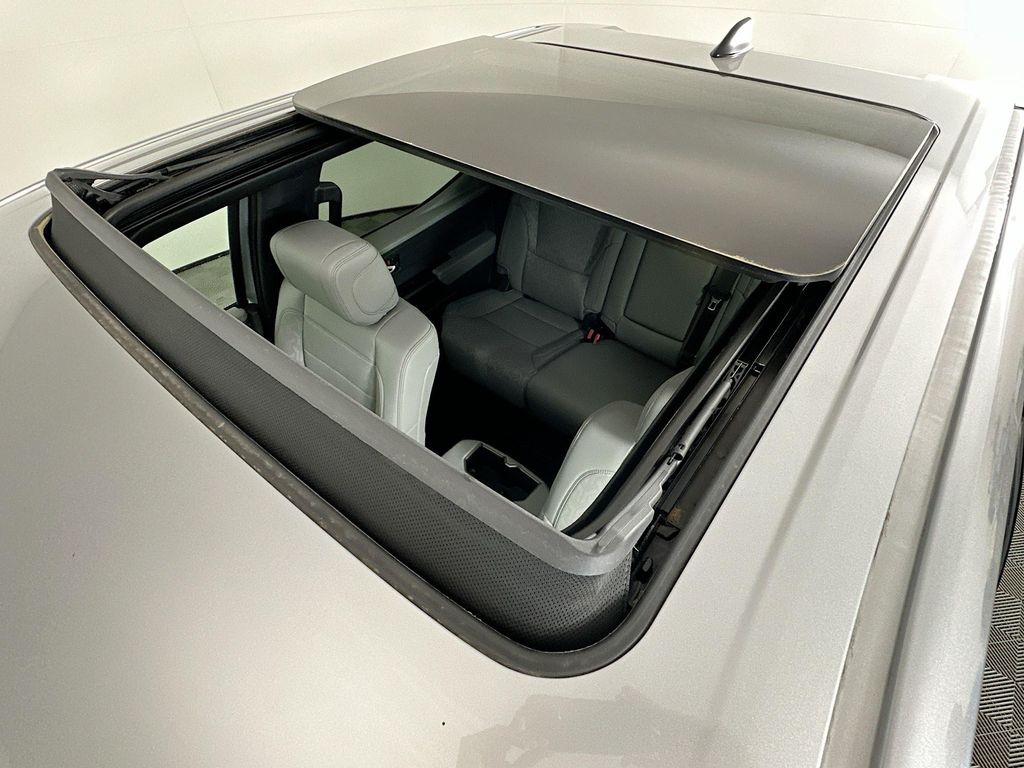 2025 Toyota Tundra Limited 21