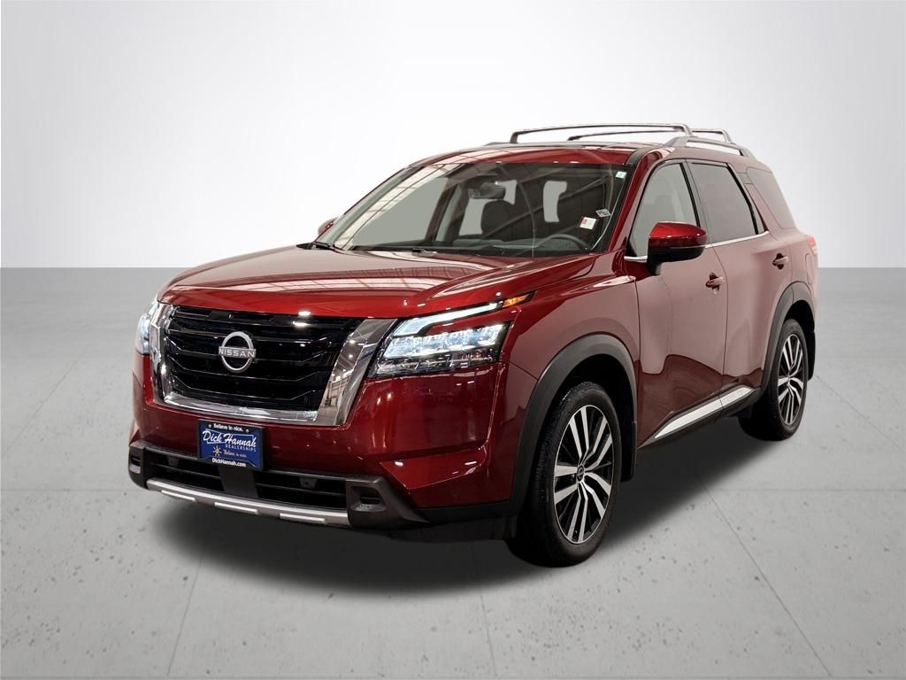2025 Nissan Pathfinder Platinum