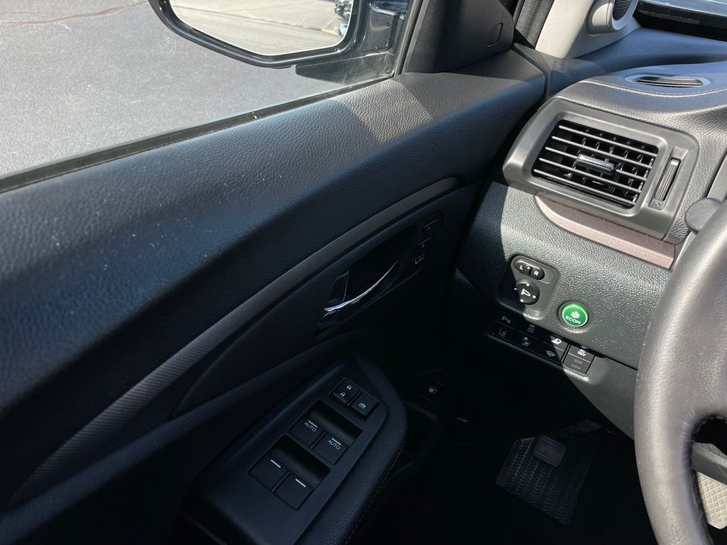 Thumbnail: 2023 Honda Ridgeline - 21