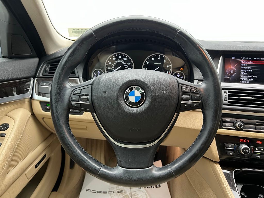 Thumbnail: 2015 BMW 5 Series - 17