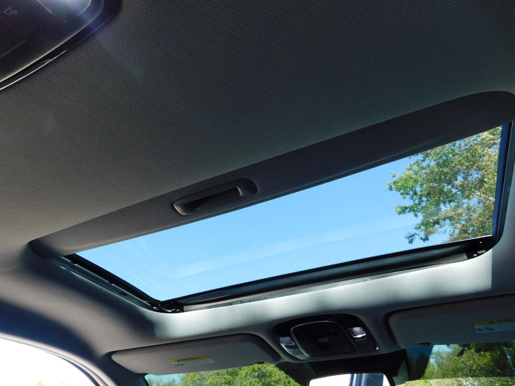 Thumbnail: 2022 Hyundai Palisade - 4