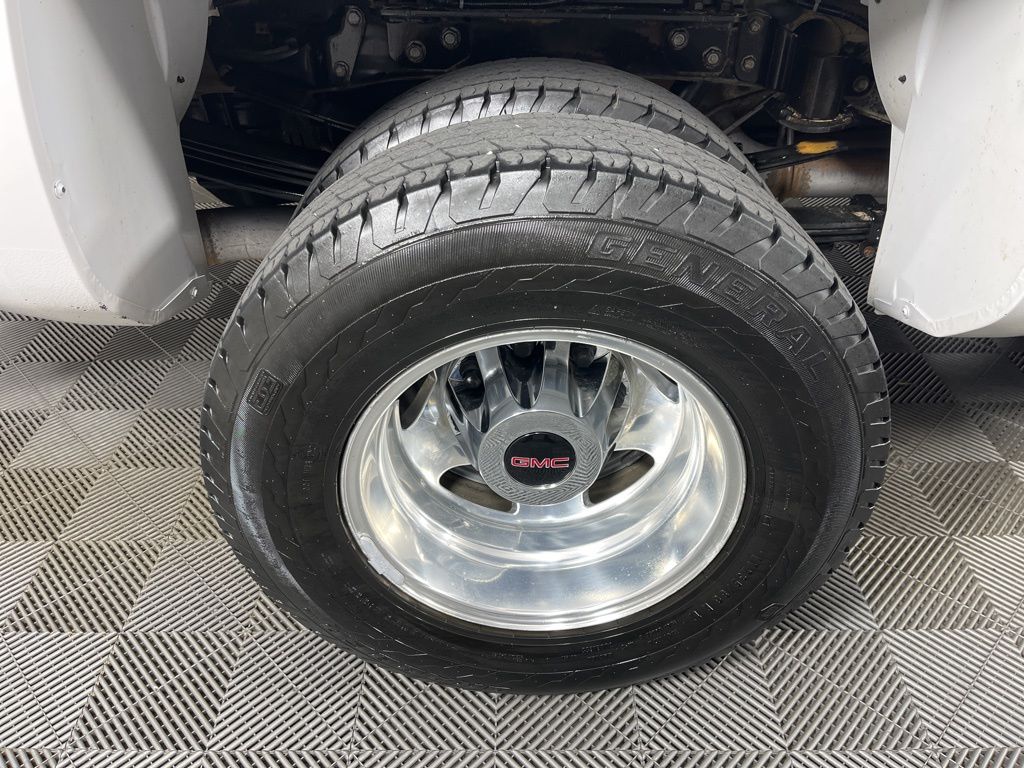 Thumbnail: 2019 GMC Sierra 3500 - 10