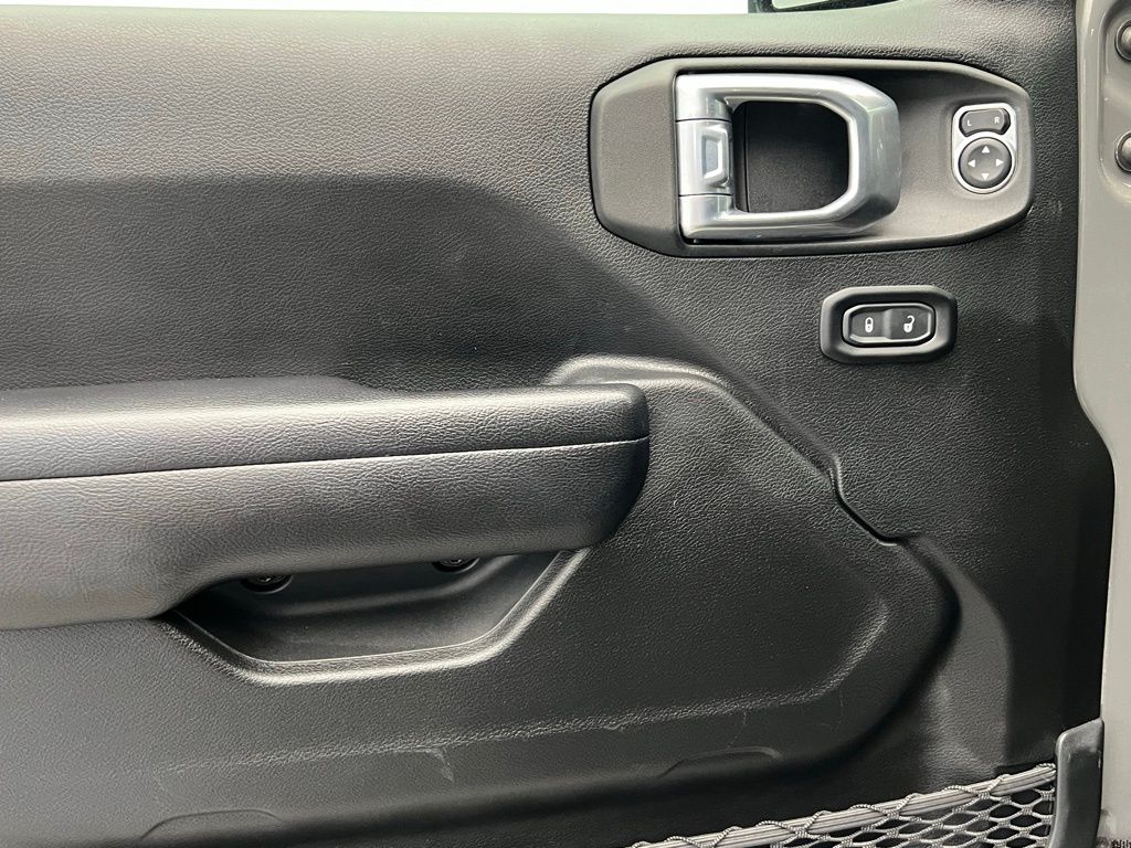 2021 Jeep Wrangler Unlimited Rubicon 22