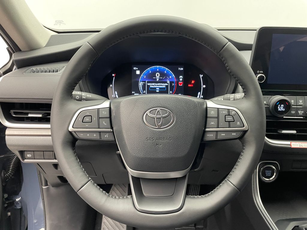 Thumbnail: 2025 Toyota Grand Highlander - 21