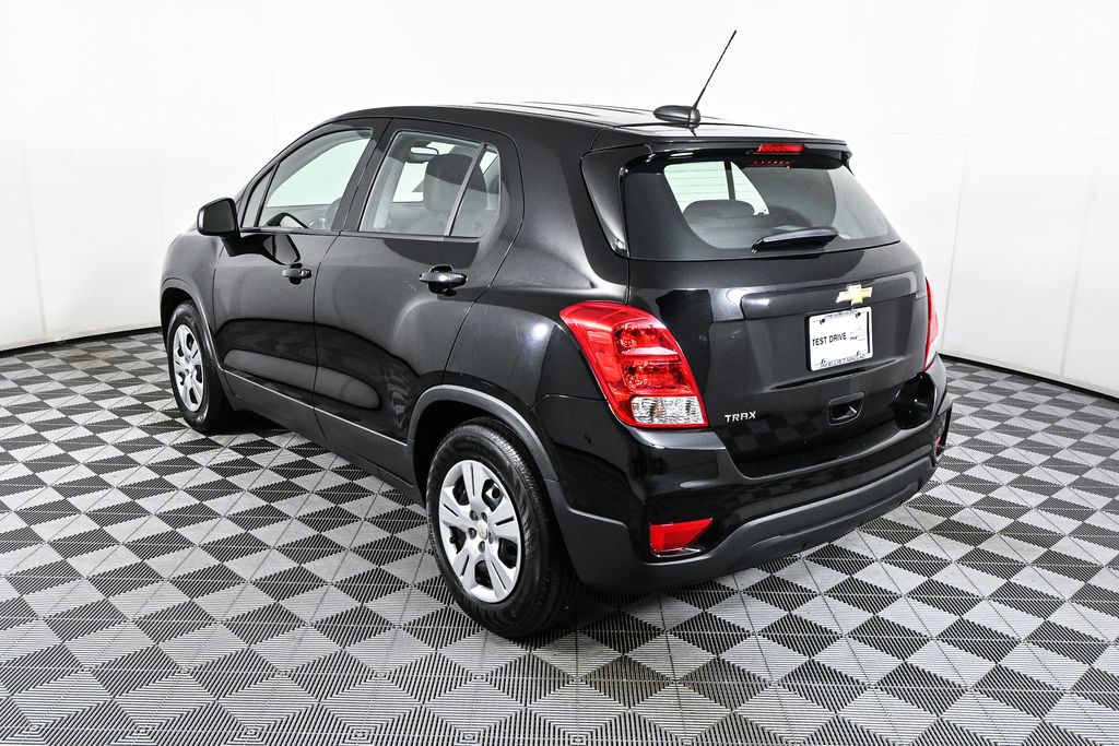 2018 Chevrolet Trax LS 4