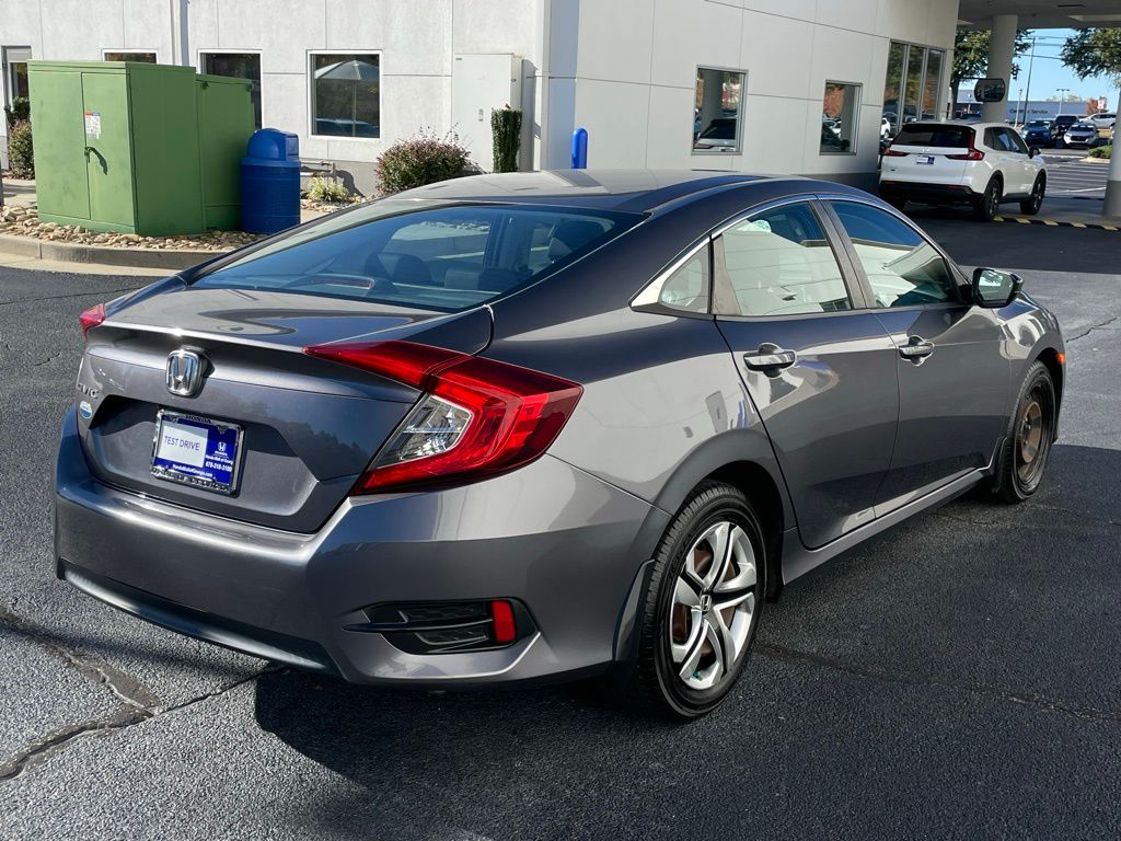 Thumbnail: 2016 Honda Civic - 6