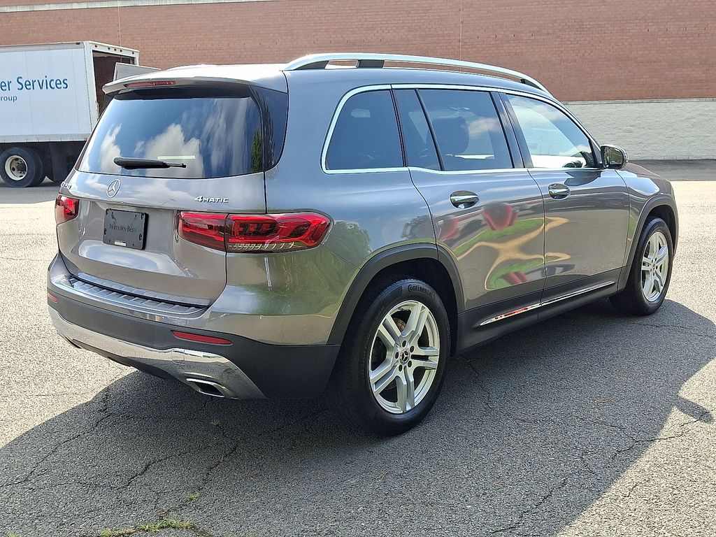 Thumbnail: 2021 Mercedes-Benz GLB - 2