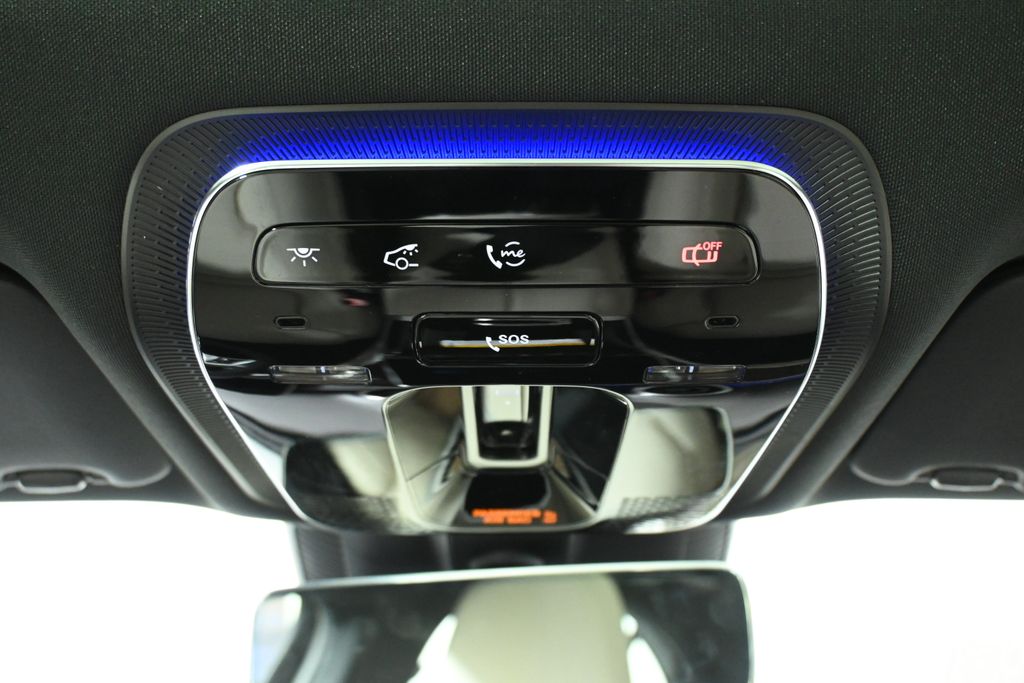 Thumbnail: 2025 Mercedes-Benz C-Class - 16