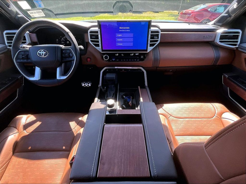 2025 Toyota Tundra — photo 21