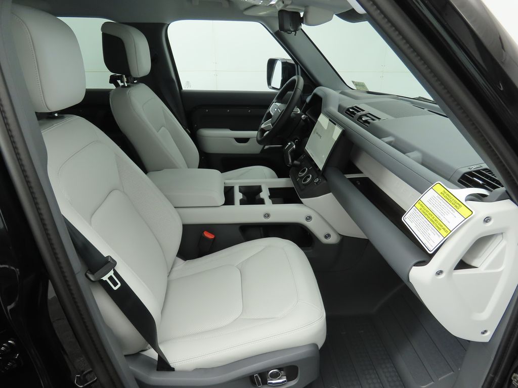 Thumbnail: 2026 Land Rover Defender - 20