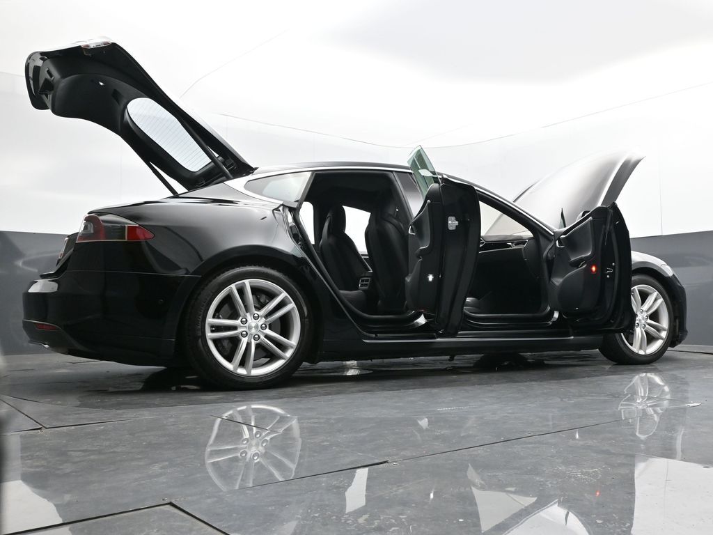 2015 Tesla Model S 85D