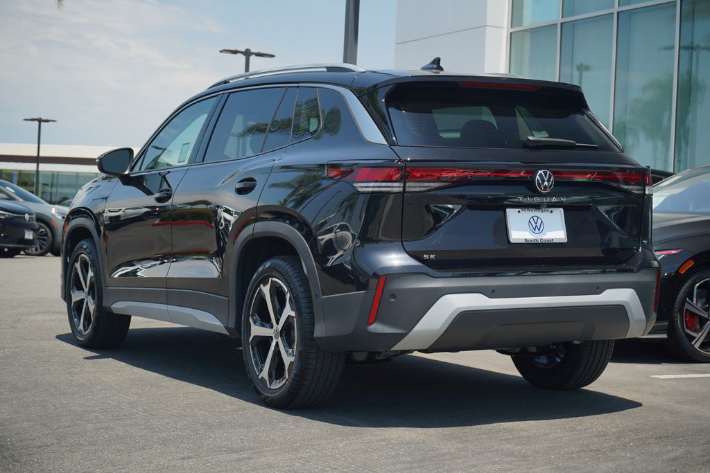 Thumbnail: 2025 Volkswagen Tiguan - 3