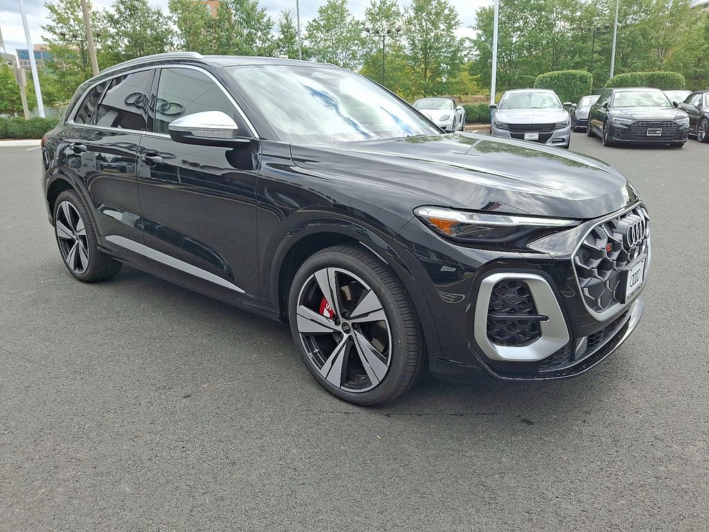 Thumbnail: 2025 Audi SQ5 - 2