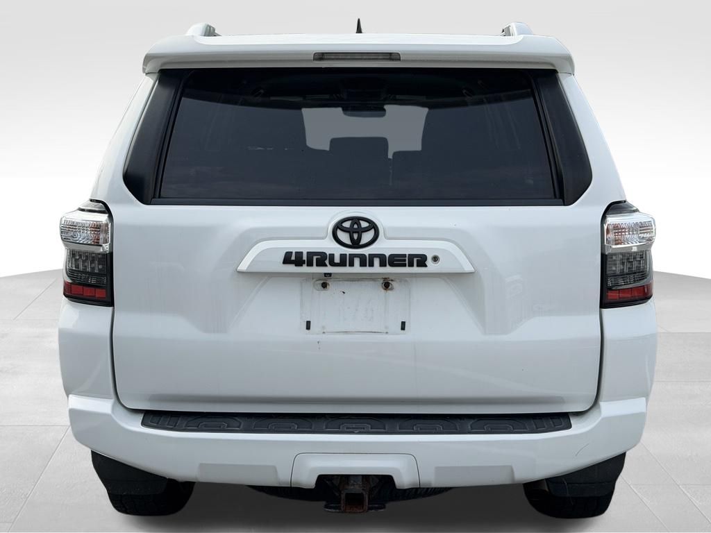 2017 Toyota 4Runner SR5