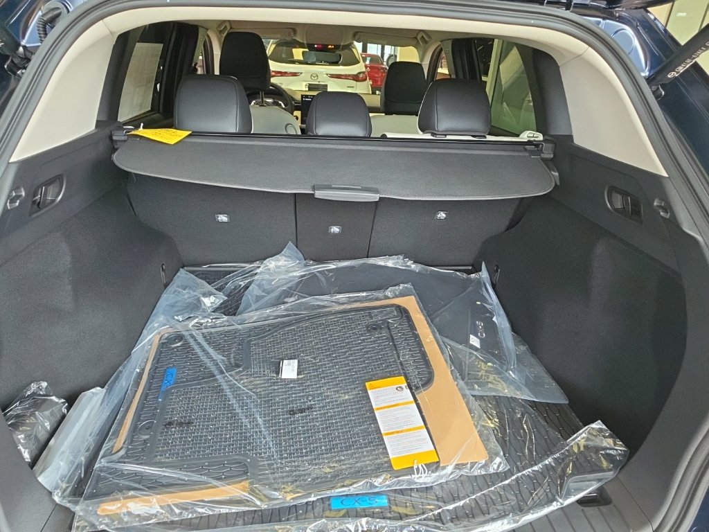 New 2026 Navy Blue Mica Mazda 2.5 S Preferred image 12