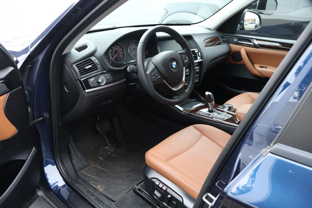 Thumbnail: 2017 BMW X3 - 11