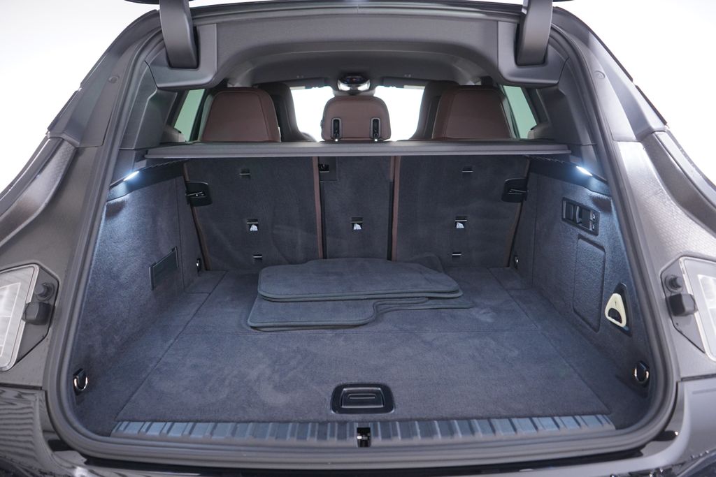 Thumbnail: 2026 BMW iX - 21