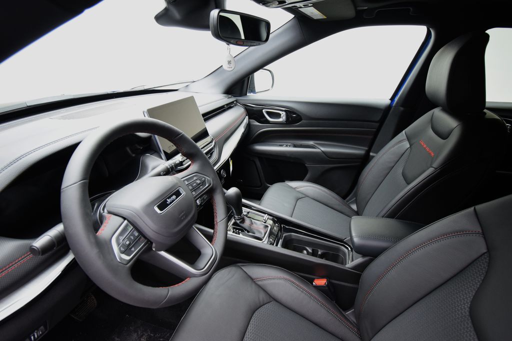 new 2026 Jeep Compass car, priced at $37,675