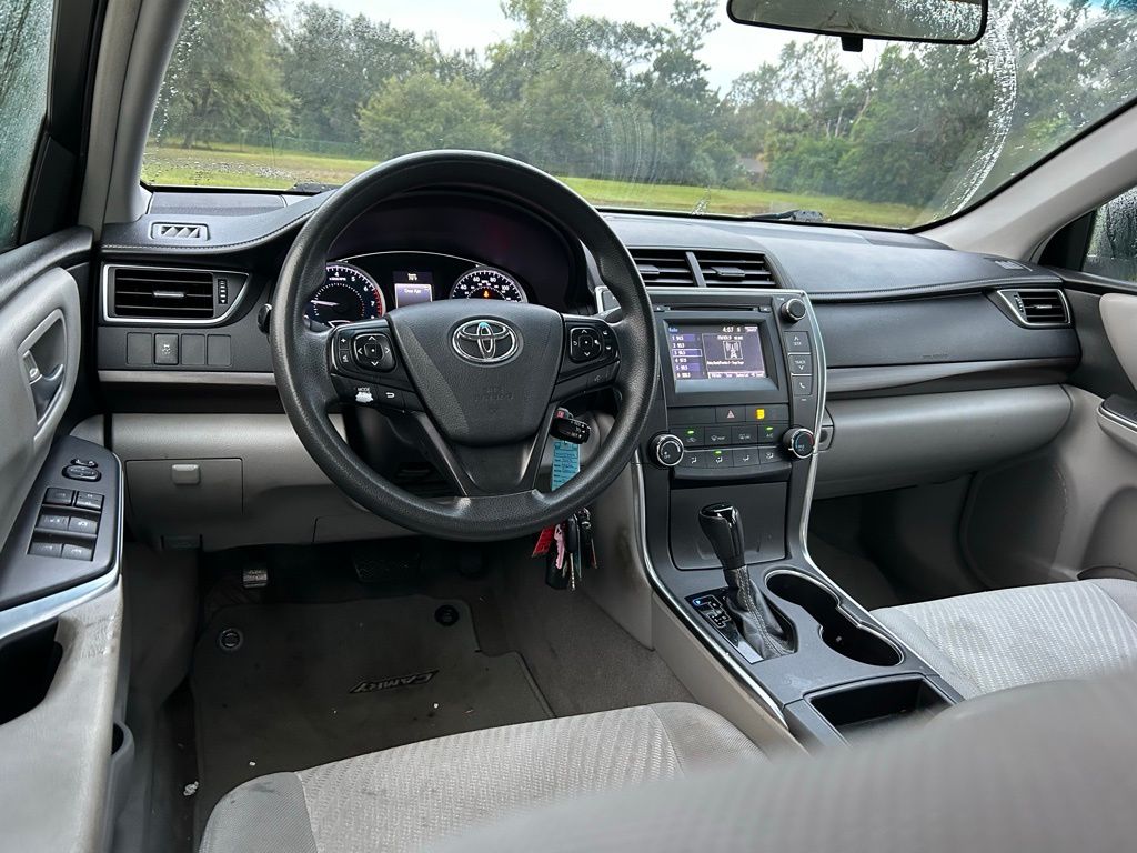 Thumbnail: 2017 Toyota Camry - 11