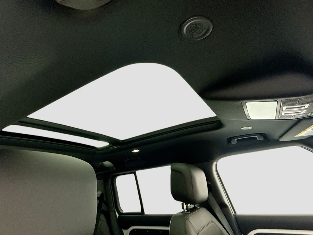 Thumbnail: 2026 Land Rover Defender - 17