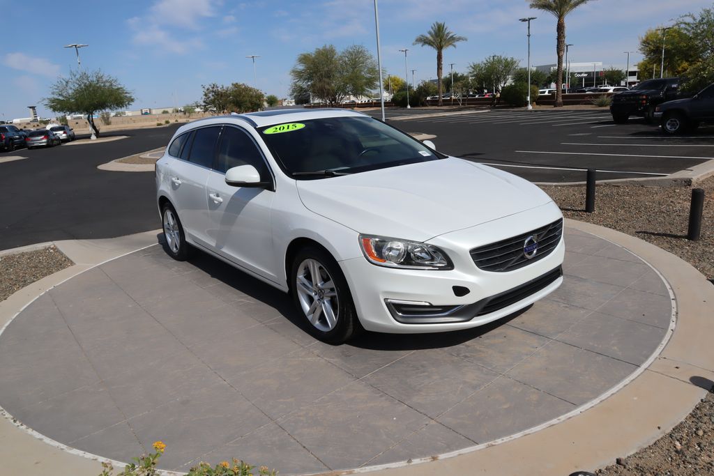 2015 Volvo V60 T5 3