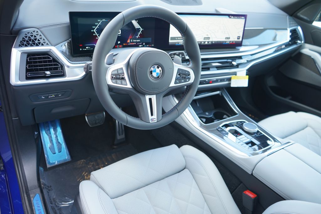 Thumbnail: 2026 BMW X5 - 13