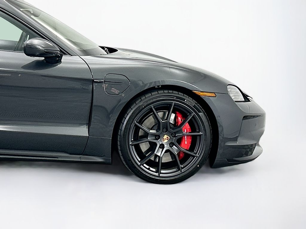 Thumbnail: 2026 Porsche Taycan - 11