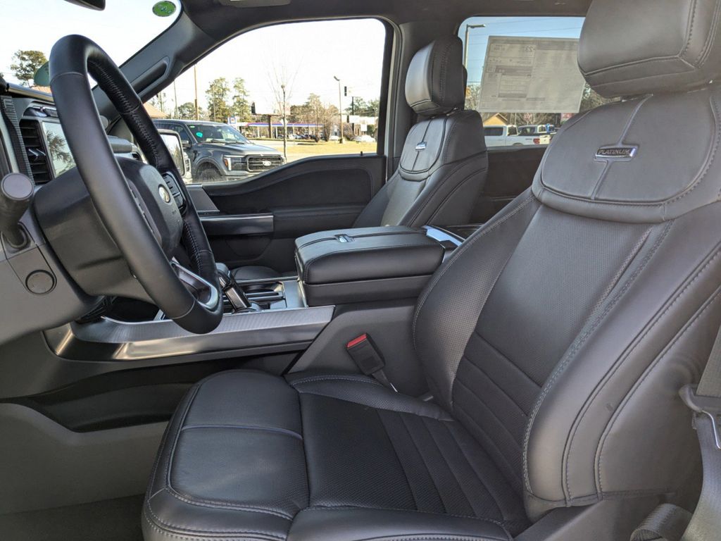 2025 Ford F-150 Platinum