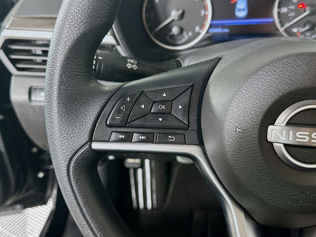 Used 2024 Black Nissan 2.5 SV image 25