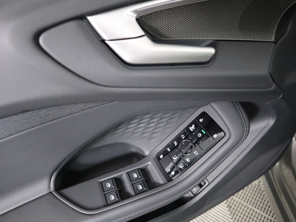 Thumbnail: 2025 Audi A5 - 25