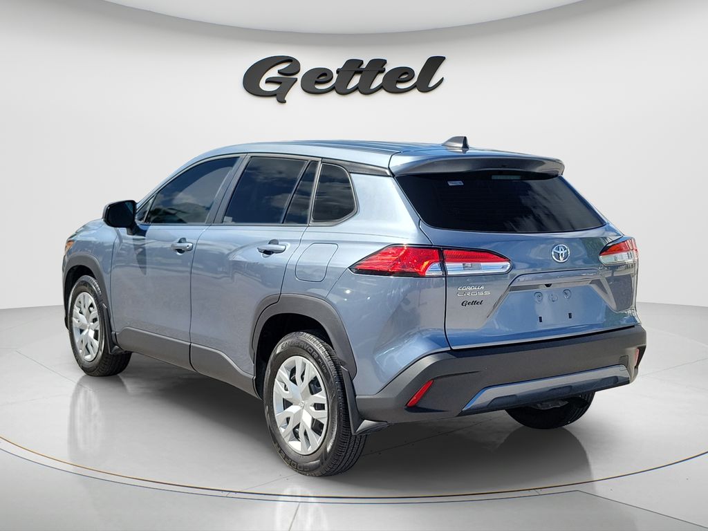 View vehicle photo 7