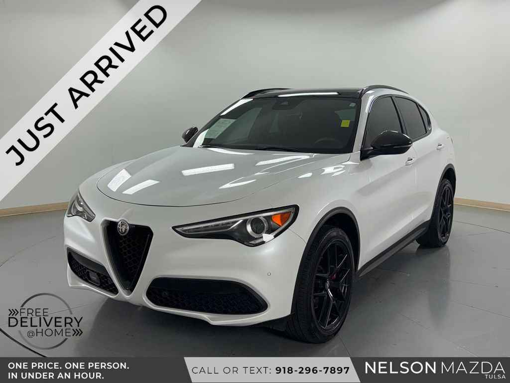 2019 Alfa Romeo Stelvio Ti Sport AWD's photo
