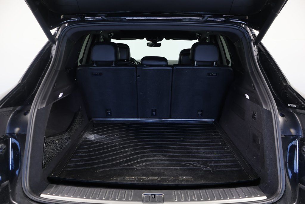 Thumbnail: 2019 Porsche Cayenne - 12