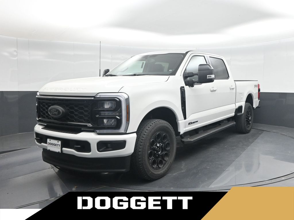 Star White Metallic Tri-Coat 2026 Ford F-250 Super Duty Lariat Crew Cab 4WD Pickup Truck Four-Wheel Drive Automatic