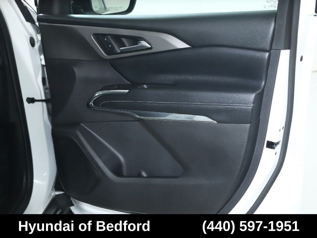 Used 2026 Chevrolet Traverse LT For Sale in Bedford, OH