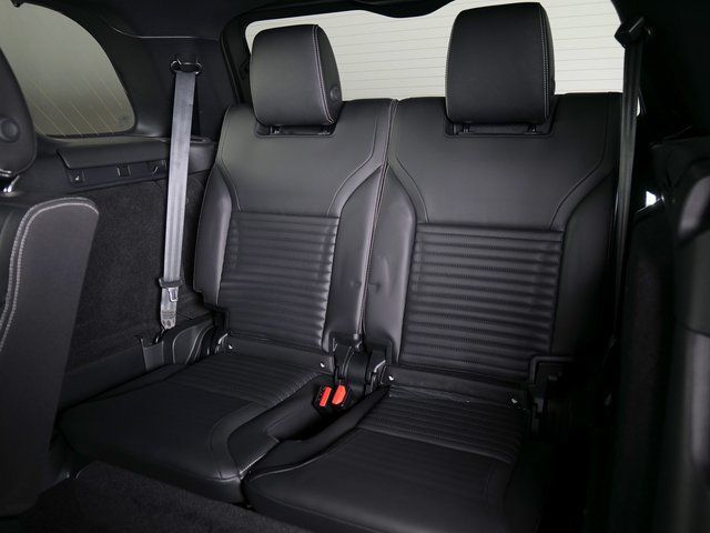 Certified Used 2025 Black Land Rover Dynamic SE image 22