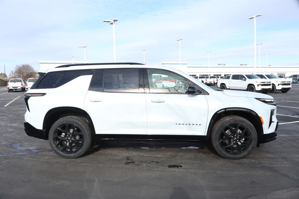 Thumbnail: 2026 Chevrolet Traverse - 9