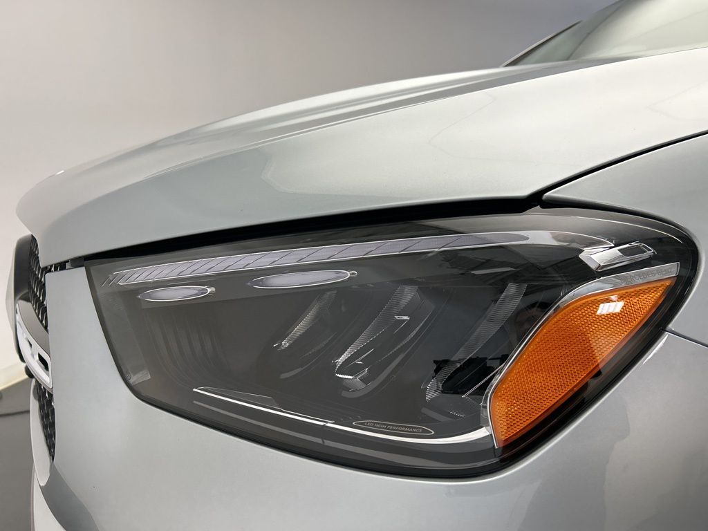 Thumbnail: 2026 Mercedes-Benz GLE - 9