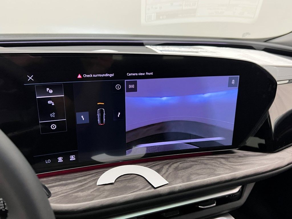 Thumbnail: 2025 Audi Q5 - 30