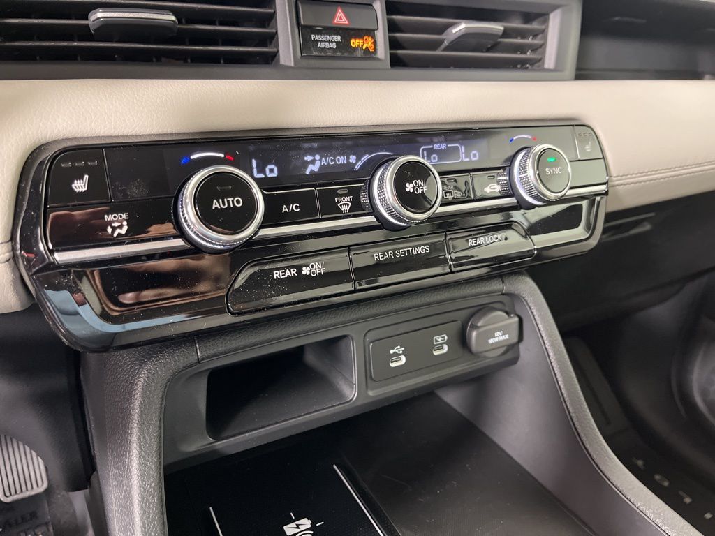 Thumbnail: 2026 Honda Pilot - 30