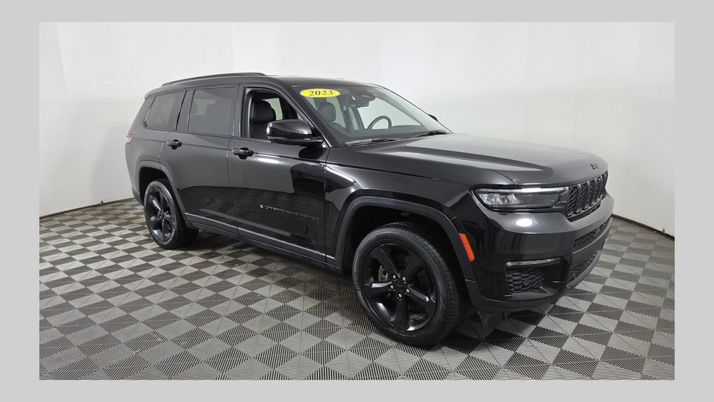 Diamond Black Crystal Pearlcoat 2023 Jeep Grand Cherokee L Limited 4WD SUV / Crossover Four-Wheel Drive 8-Speed Automatic