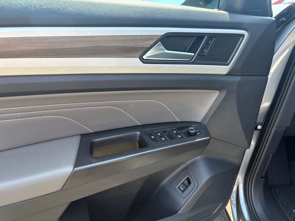 2022 Volkswagen Atlas 2.0T SEL