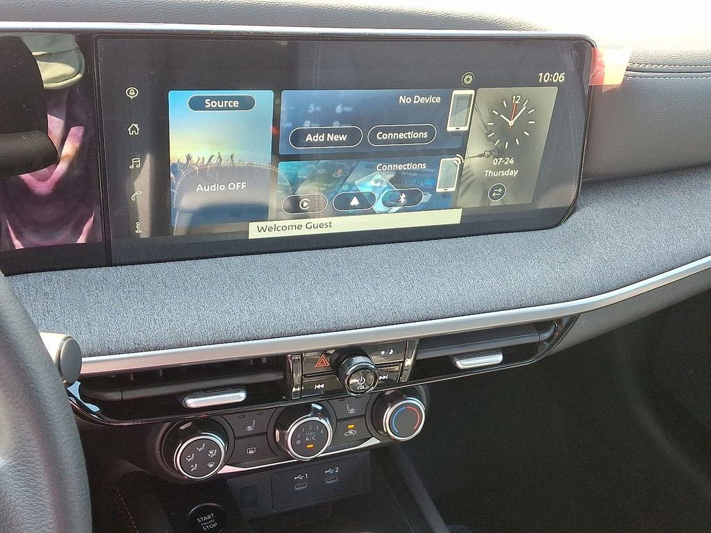 Thumbnail: 2025 Nissan Kicks - 8