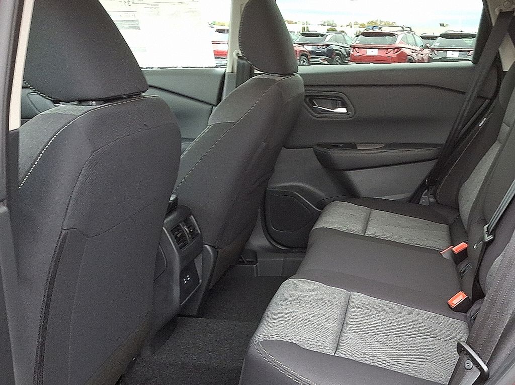 Thumbnail: 2026 Nissan Rogue - 7