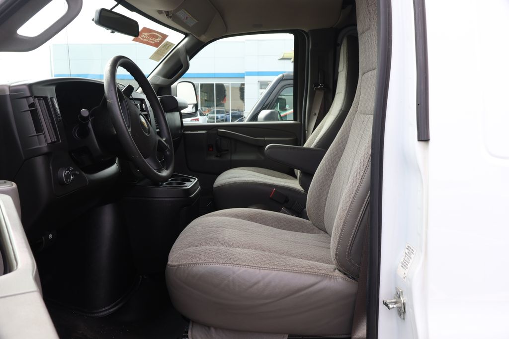 Thumbnail: 2019 Chevrolet Express - 13