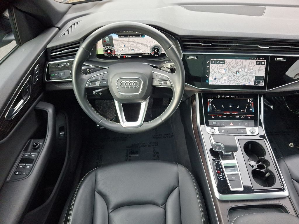 2021 Audi Q8 Premium 10